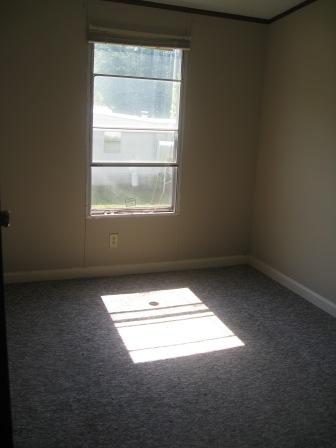 19_bedroom_fbmhp_Rosman_nc.JPG