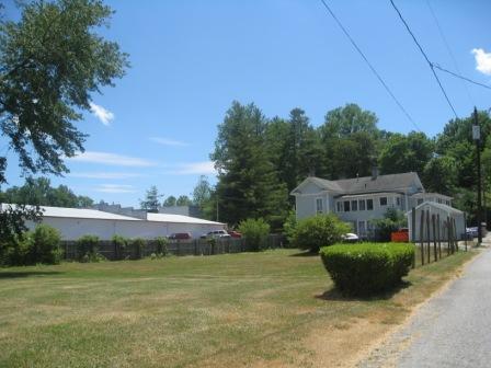 Brevard_aprtments_in_Brevard_NC.JPG