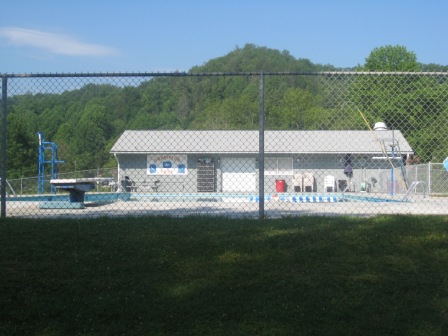 rosman_public_pool.JPG